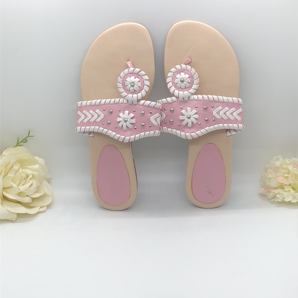 Anne Klein sandals size 6M new w/o Tag